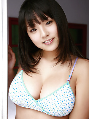 Ai Shinozaki huge breasts in a cute bikini top